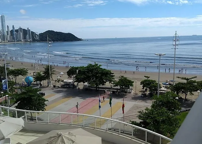 Ap. frente mar Balneário Camboriú