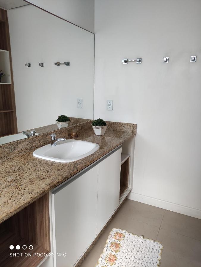 Ap. Frente Mar * Balneario Camboriu